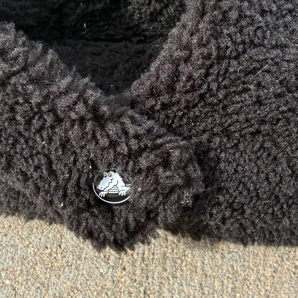 CROCS Black Fuzzy Slippers - Picture 2 of 4